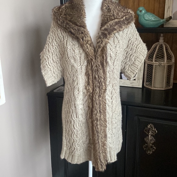 Apt. 9 long sweater/vest - Picture 2 of 2